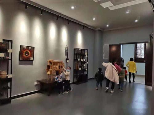 走，到萬安縣文化館看首屆傳統手工藝品展